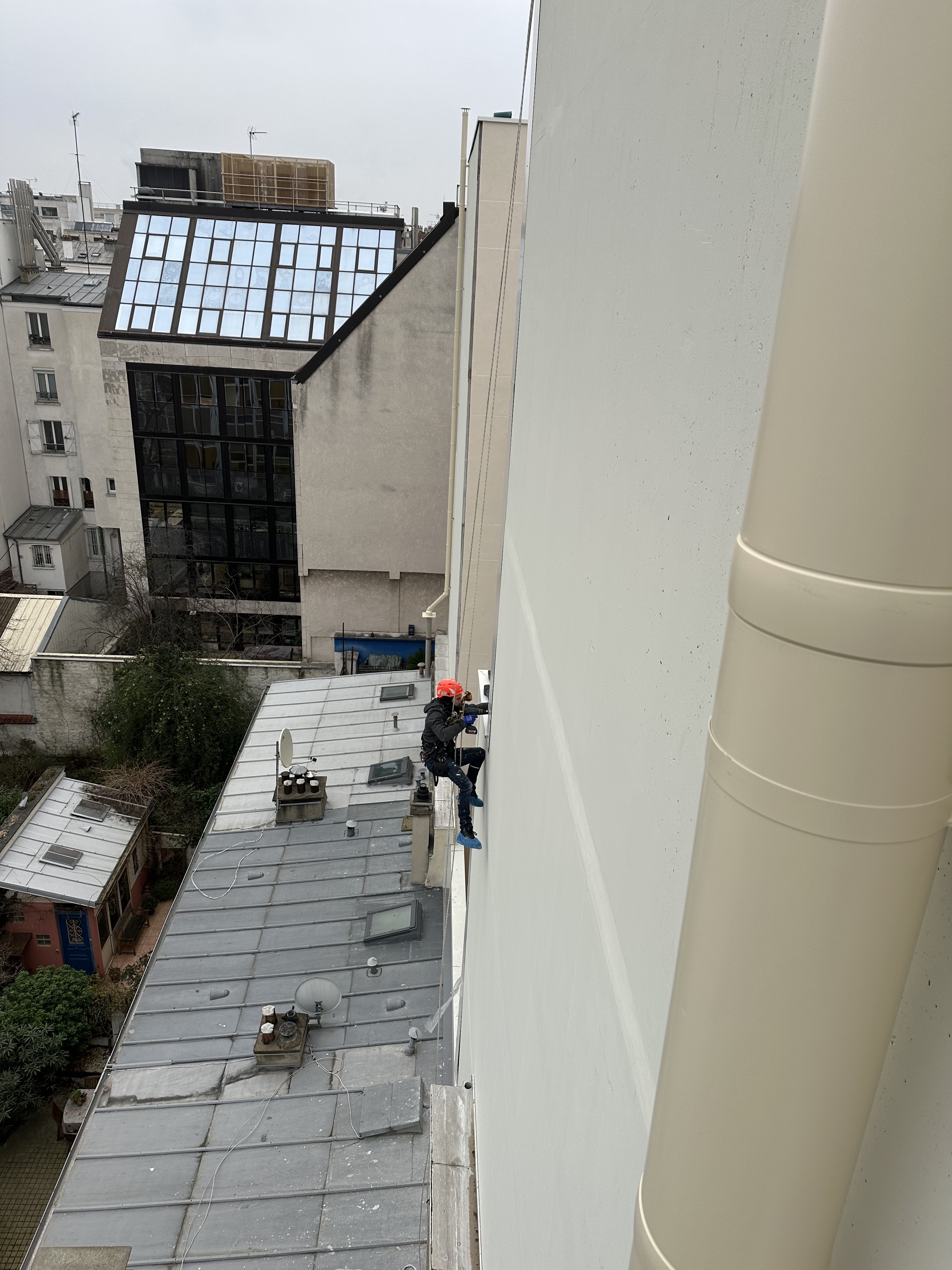 Travaux de finitions en hauteurs sur un immeuble  Paris